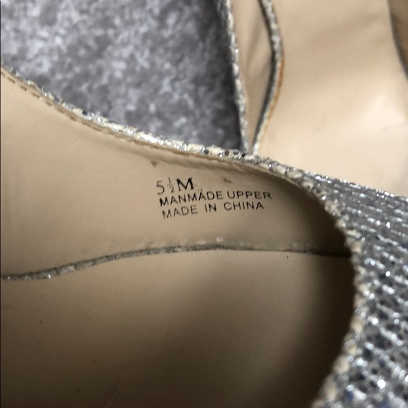 Sandals - Picture 3 of 4